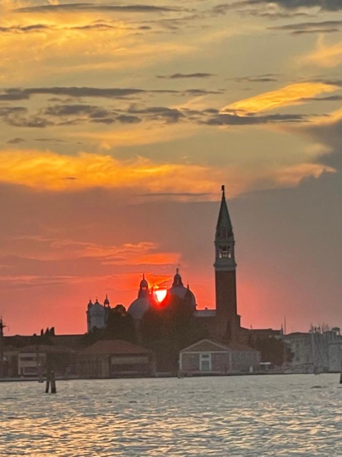 Ca' Ai Sospiri * Venise